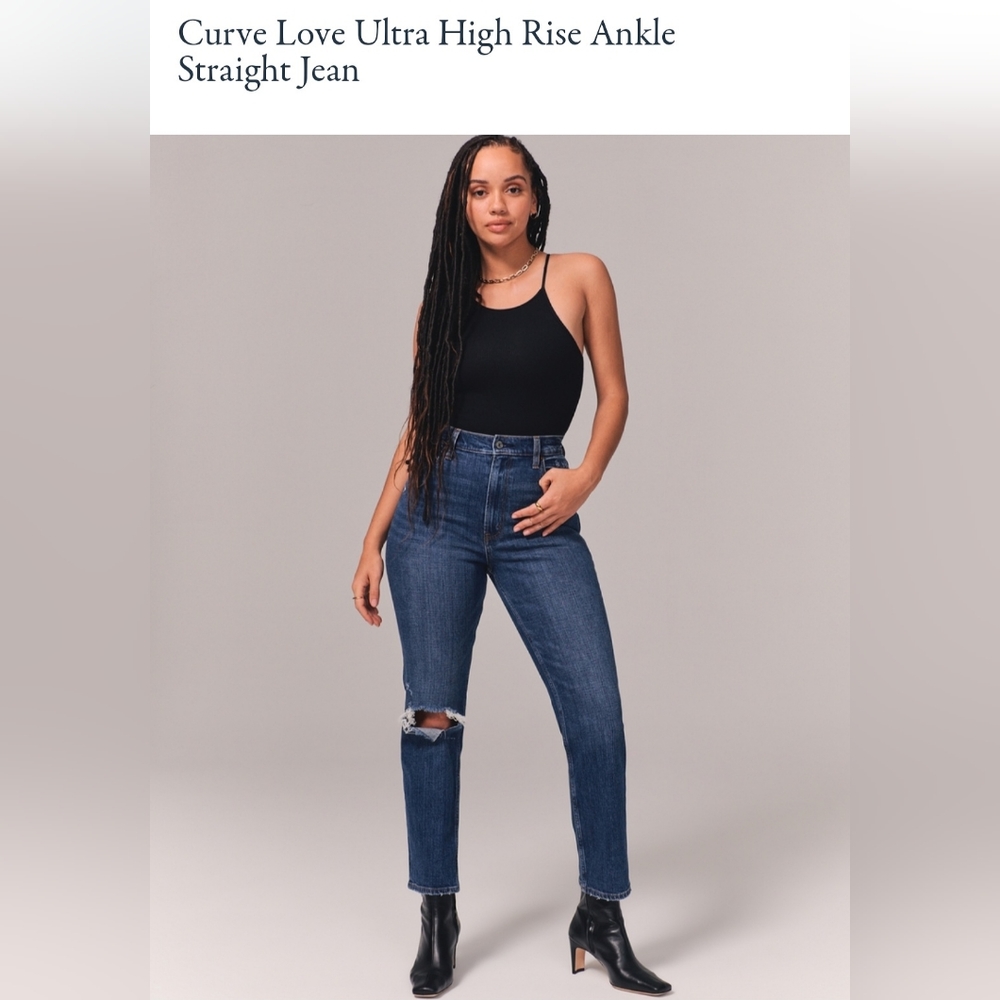 Abercrombie & Fitch Curve Love Ultra High Rise Ankle Straight Jean